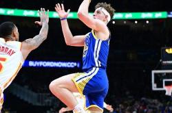 老鹰惊艳全场，狂砍50分助攻爆棚，关键时刻神级表现逆转取胜！的简单介绍